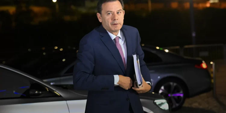 Spinumviva? “Acho que paguei pouco”, diz dono de gasolineira