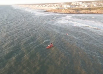 Buscas por crianças desaparecidas na praia do Pedrógão interrompidas