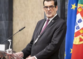 Rui Moreira concorda com petição para suspender 2.ª fase do metrobus