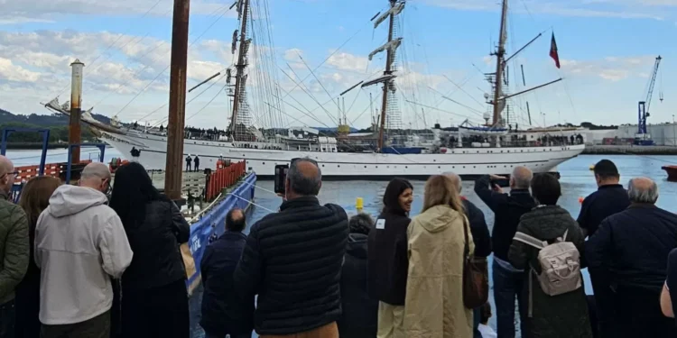 Por Viana do Castelo? Pode visitar o Navio-Escola Sagres até 18 de maio