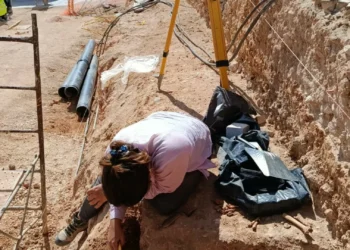 Descobertas ossadas de 12 corpos em igreja de Portimão