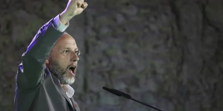 Raspanete à esquerda, avisos a Montenegro e tabu sobre metas falhadas. Livre subiu, mas teve “noite agridoce”