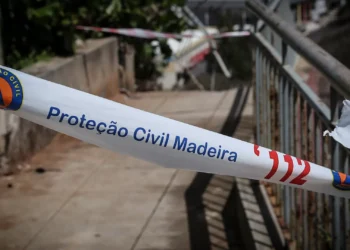 Costa norte da Madeira sob aviso laranja devido à agitação marítima