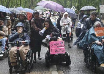 “Queremos igualdade, não caridade”. Pessoas com deficiência saem à rua