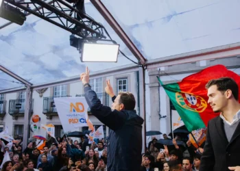 Filho de Montenegro defende pai e diz que “não há problema” em ir à AR