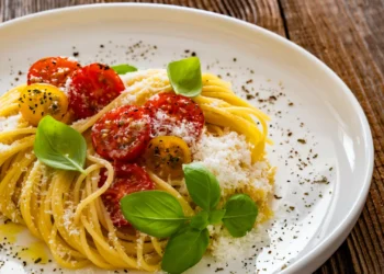 Não lhe apetece lavar loiça? Esta massa faz-se numa só panela