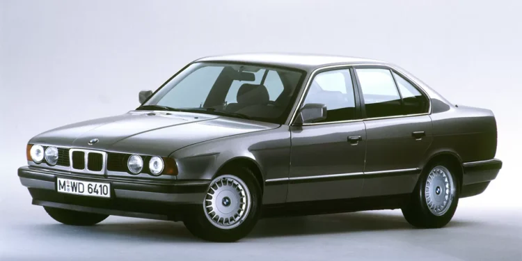 Importados no Brasil: os bastidores da chegada da BMW em livro inédito