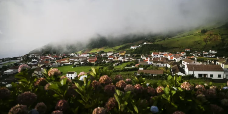 Cinco sismos sentidos durante a tarde na ilha de São Miguel