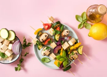 Jantar vegan: Duas receitas simples, práticas e saborosas