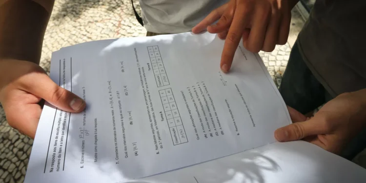 Sociedade de Matemática preocupada com prova digital do 9º ano