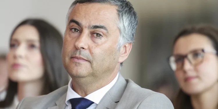 “Nenhum aluno será prejudicado” após “problemas técnicos” em prova