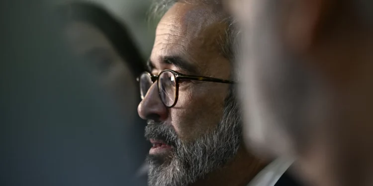 Paulo Rangel agradece colaboração a homólogo indiano após desastre aéreo