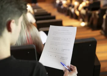 Há mais cursos superiores com desemprego zero. Veja aqui quais são