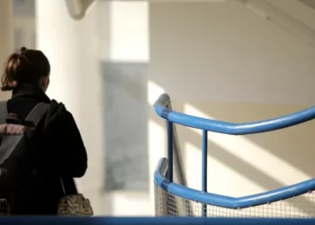 Trabalhadores com mestrado podem ganhar quase o dobro dos que apenas fizeram o secundário