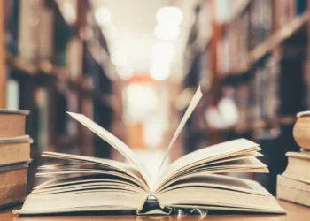 Peregrinação da Rainha Santa a Santiago de Compostela inspira conto