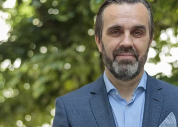 Bastonário dos médicos reeleito para segundo mandato com 74% dos votos