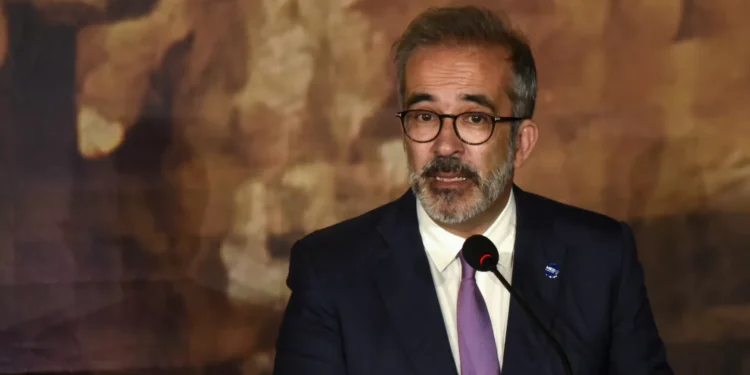 Ministro diz que atual “crise do eixo transatlântico” não é irreversível