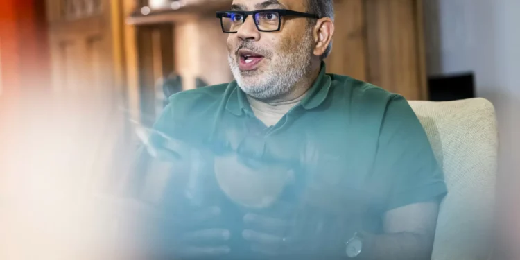 África e Europa? Livro de Carlos Lopes “aponta dedo para os dois lados”