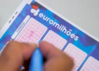Dois segundos prémios voam para Portugal em dia de ‘mega’ Euromilhões