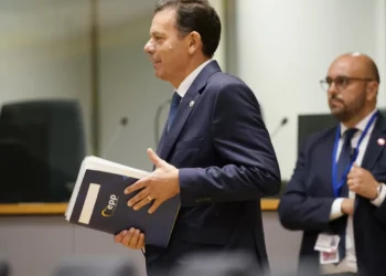 Haverá escrutínio na AR sobre morte de homem durante greve do INEM