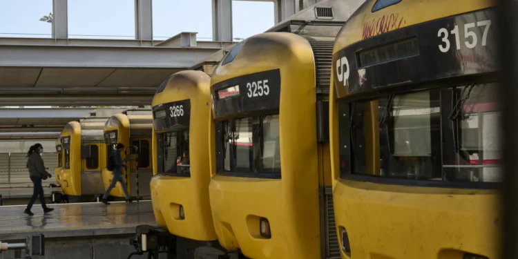 Circulação restabelecida na Linha da Beira Baixa após incêndio