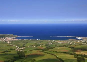 Dois sismos de magnitude 2,1 e 2,6 sentidos na ilha Terceira