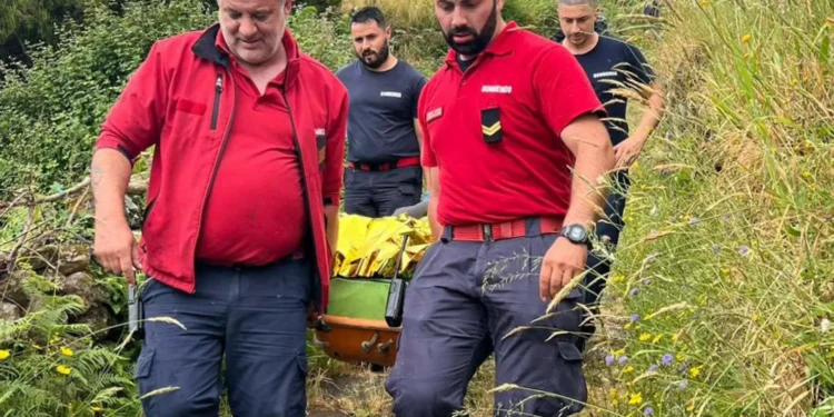 Turista francesa resgatada após fratura nos trilhos de Arcos de Valdevez
