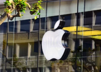 Apple vai ‘afastar-se’ de anúncios de IA no próximo evento