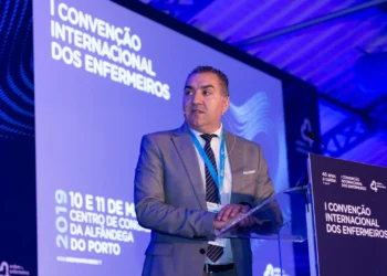 Enfermeiros saúdam recondução da ministra da Saúde: “Estabilidade”