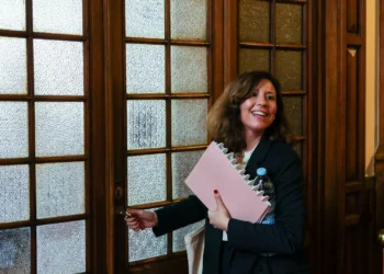 Mariana Leitão retira candidatura à Presidência da República