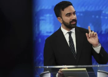 “Comunista lunático”. Trump critica vencedor das primárias democratas em Nova Iorque