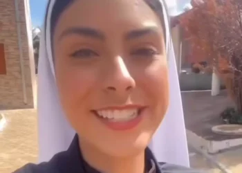 Mais uma freira brasileira viraliza nas redes e não é por beatbox nem dança