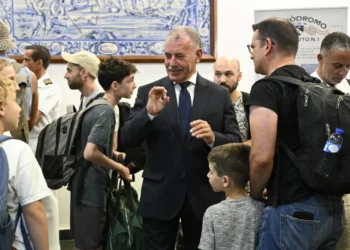 Voo de repatriamento transportou 69 pessoas de Israel para Portugal