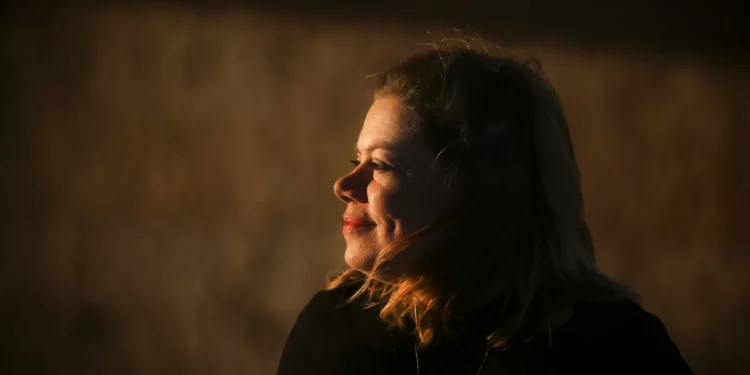 Capicua, Burmester, Teatro Praga e Mão Morta no Teatro Constantino Nery