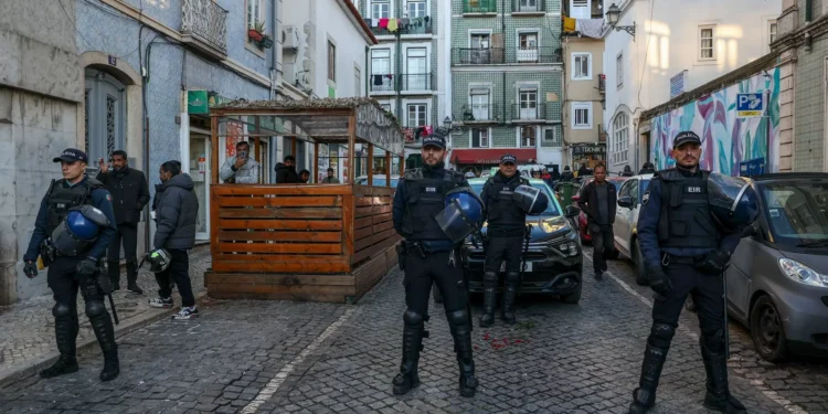 “Lisboa vai-se transformando num imenso bar aberto de álcool e droga, que gera violência e insegurança”