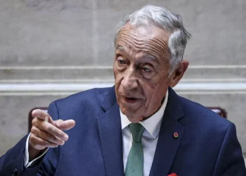 Lei dos estrangeiros? Marcelo diz que vai procurar “equilíbrio”