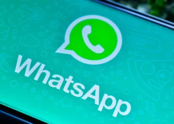 WhatsApp vai permitir-lhe usar IA para criar fundos únicos para conversas