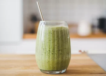 Se está com dificuldades em dormir, este smoothie pode ser a solução