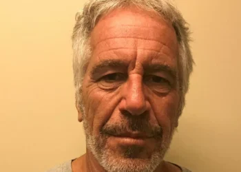 Jeffrey Epstein. Justiça dos EUA quer tornar públicas transcrições