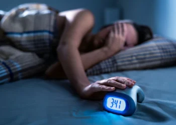 Médicos alertam sobre hábitos comuns que podem desencadear pesadelos