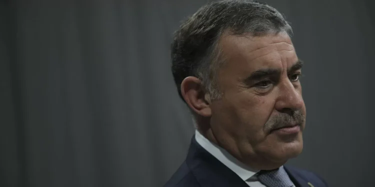 Lei de estrangeiros? Brasil transmitiu “grande preocupação” a Portugal