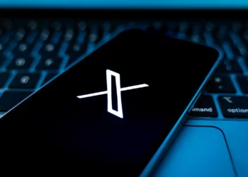 Rede social X com problemas? Sim e não é o único