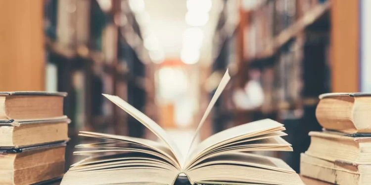 Presença recorda “tradutor brilhante” e “companheiro” que foi Filipe Guerra