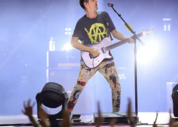 Alive. Eis a banda que teve mais aplausos (mas não ‘ganhou’ nos gritos)