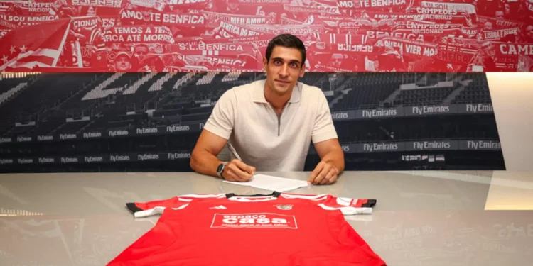 Ivan Baptista é o sucessor de Filipa Patão na equipa feminina do Benfica