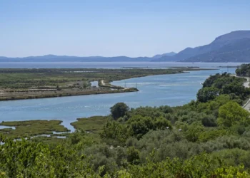 Português de 57 anos encontrado morto na Albânia. Ter-se-á afogado