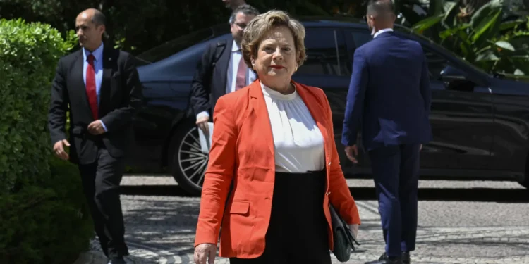 Número de meios aéreos “irrelevante”? Que disse a MAI (e as ‘respostas’)