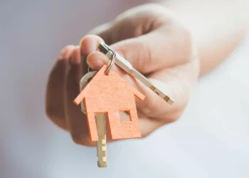 Demolição em Loures: Instituto de Apoio à Criança pede “alojamento digno”