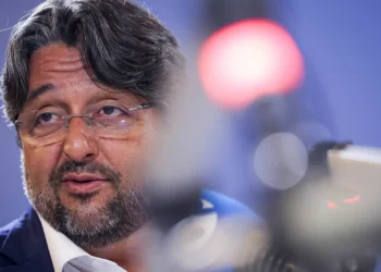 Câmara de Loures apresentou queixa contra “comercialização de barracas” no Talude