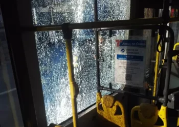 Preso funcionário público suspeito de apedrejar 16 ônibus em SP